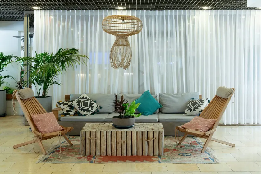 Shefayim Hotel - Image 1