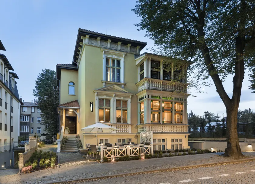 Hotel Impresja - Image 1