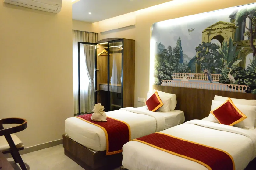 Hotel Muthahalli Grand - Image 1