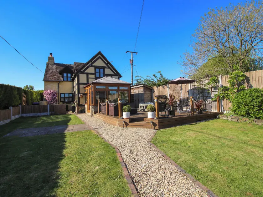 Clandyke Cottage - Image 1