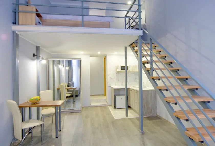 Grand Apartments - Image 1