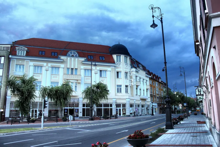 Hotel Centrál - Image 1