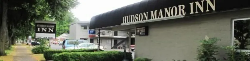 Hudson Manor Inn - Image 1