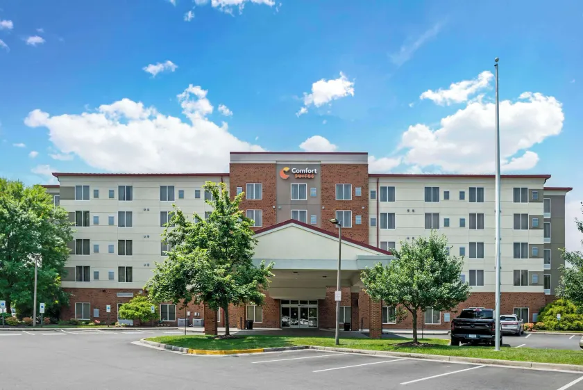 Comfort Suites At Virginia Center Commons - Image 1