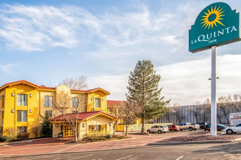 La Quinta Inn by Wyndham Colorado Springs Garden of the Gods - Image 1