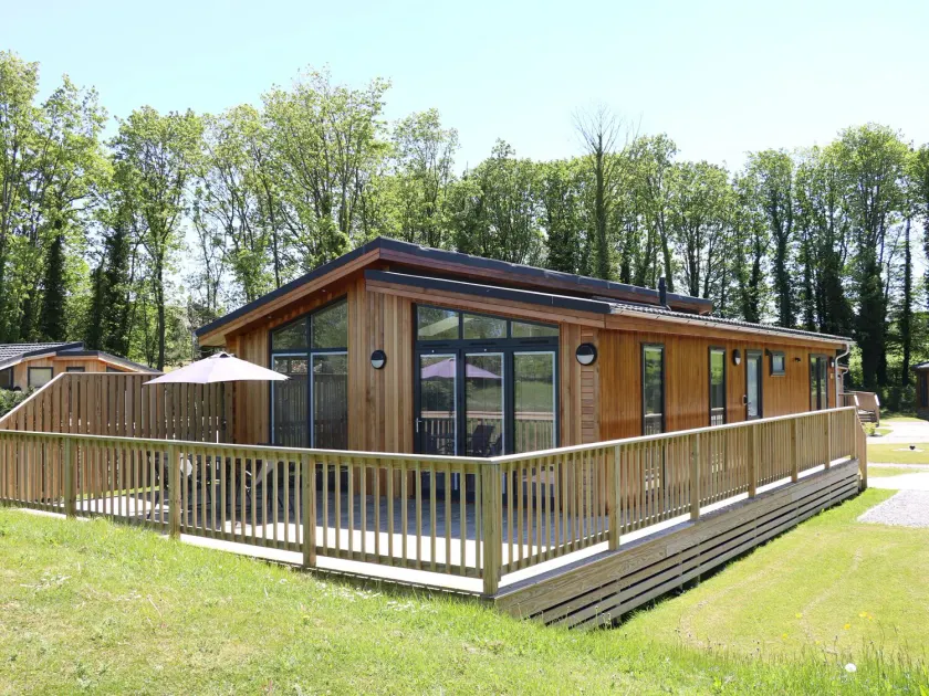 Woodpecker Lodge - Image 1