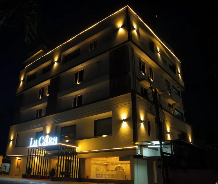 La Casa - Image 1