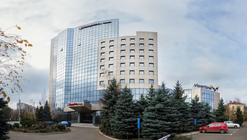 Hampton By Hilton Iasi - Image 1