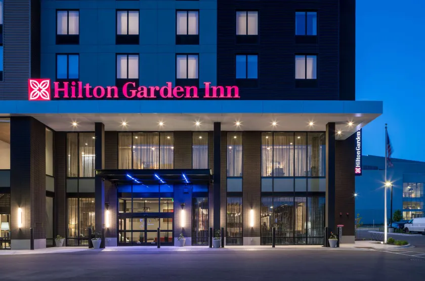Hilton Garden Inn Madison Downtown - Image 1