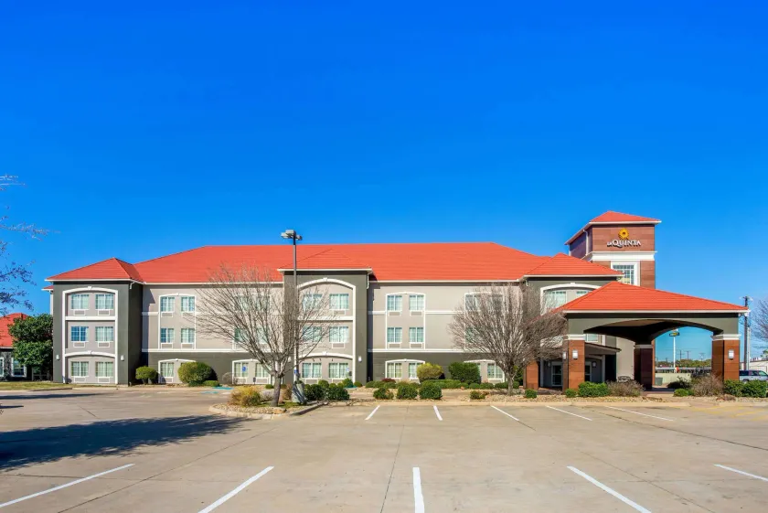La Quinta by Wyndham Eastland - Image 1