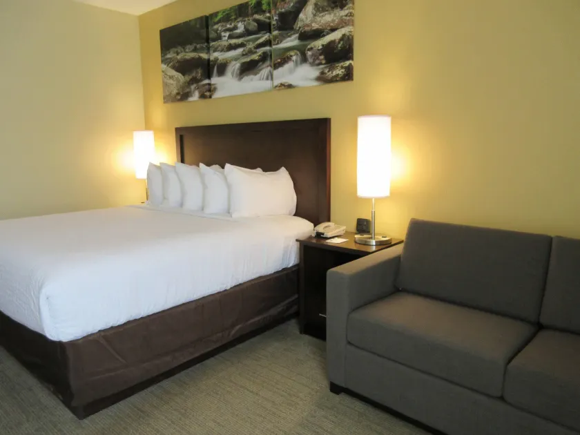 Clarion Pointe Cherokee - Image 1