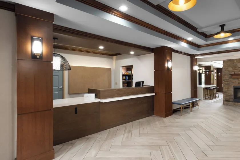 Staybridge Suites Rogers - Bentonville by IHG - Ingresso interno