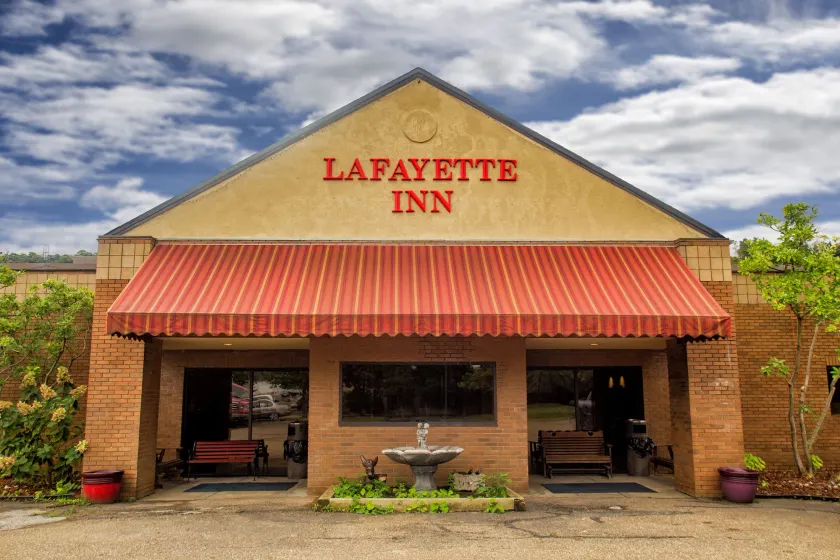 Lafayette Inn - Image 1