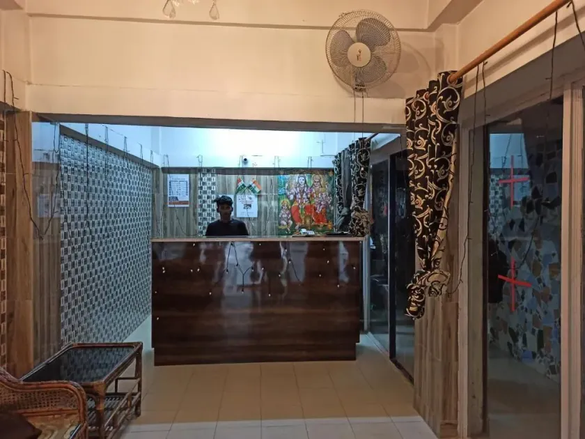 Hotel TLB Palace - Hall