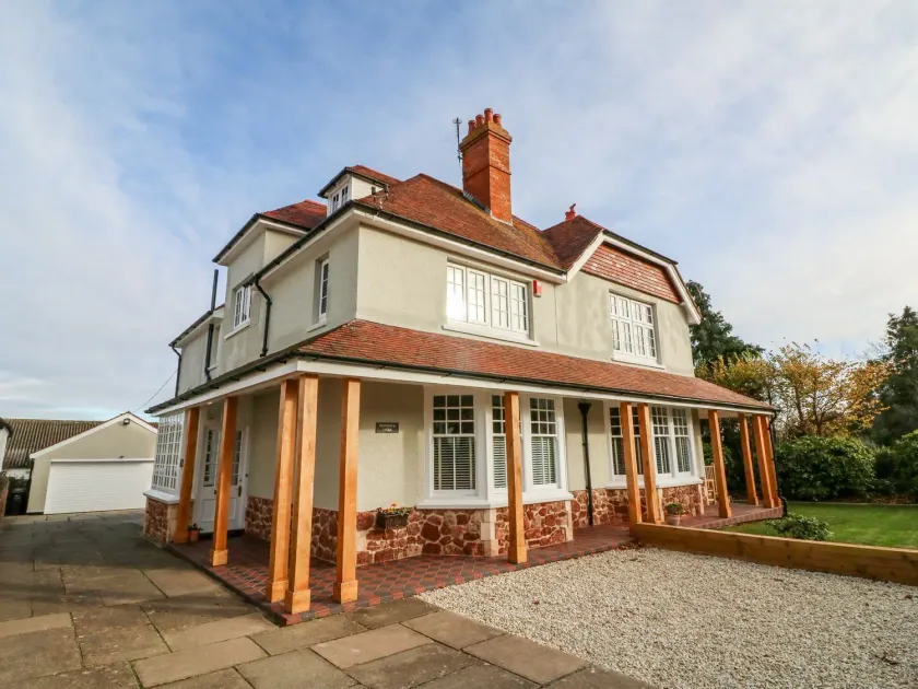 Westholme Lodge - Image 1