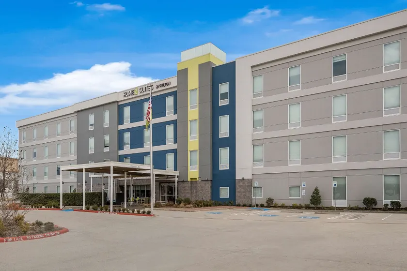 Home2 Suites by Hilton Baytown - Image 1