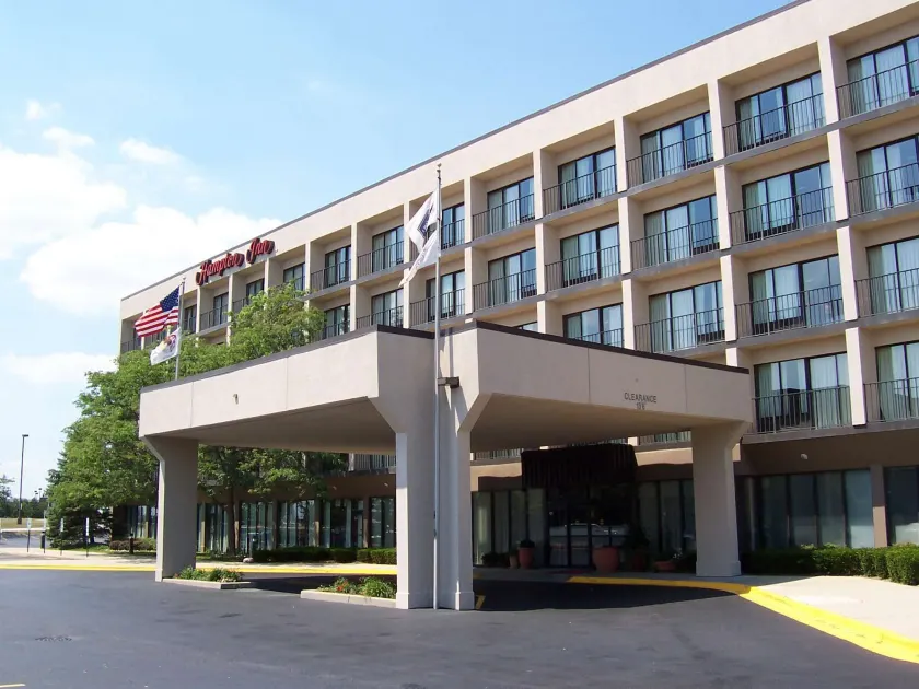 Hampton Inn Chicago - Gurnee - Image 1