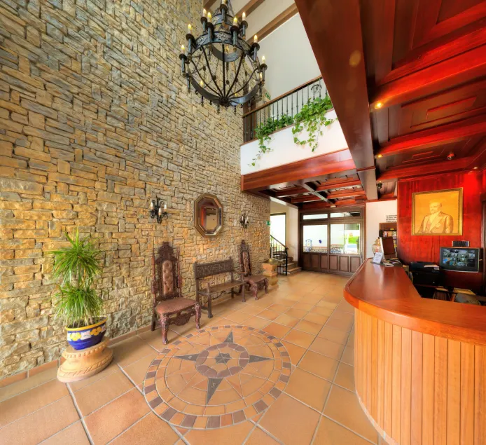 Hotel Porfirio - Image 1
