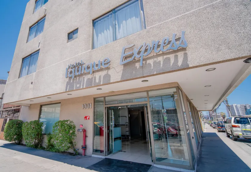 HOTEL GAVINA EXPRESS IQUIQUE - Image 1