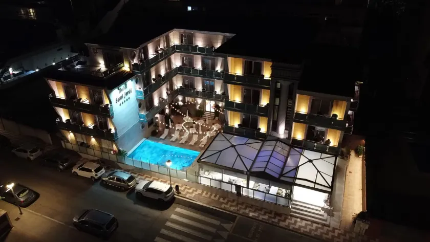 Sant Jordi Boutique Hotel - Image 1