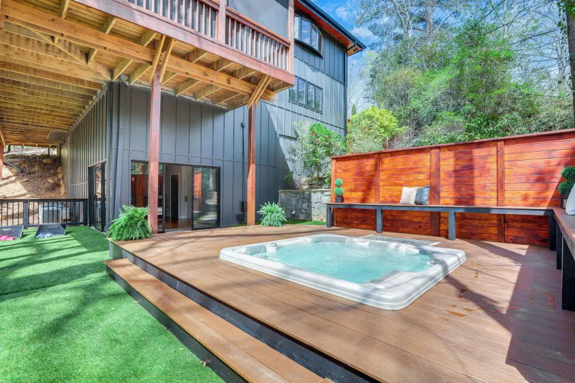 Mid-century Modern Luxe Retreat w/ Hot Tub & Decks - Image 1