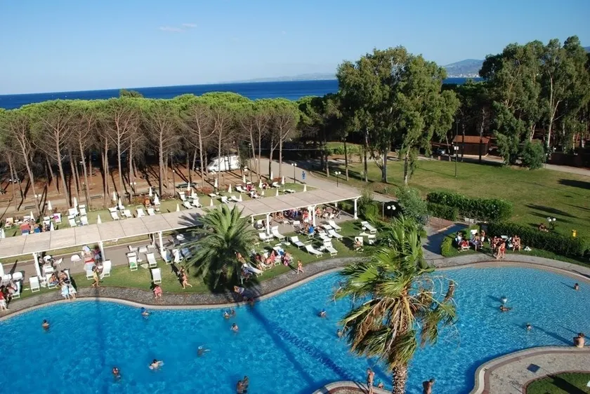 Salice Resort - Image 1