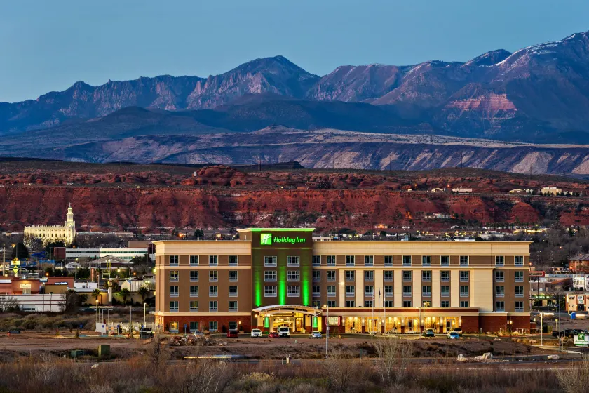 Holiday Inn St. George Convention Center by IHG - Image 1