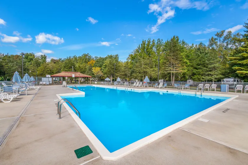 Rondout Valley Camping Resort Deluxe Park Model 11 - Image 1