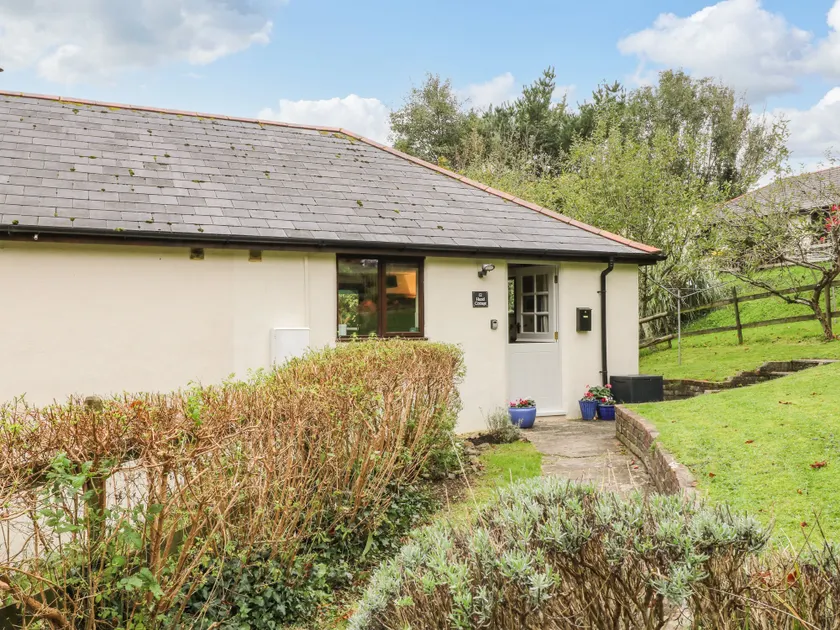 Hazel Cottage - Image 1