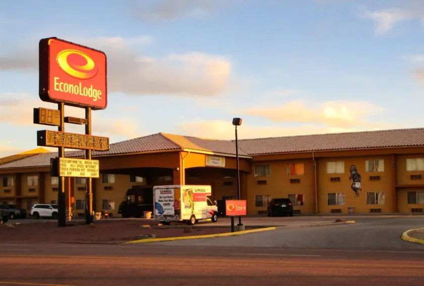 Econo Lodge Gallup West - Image 1