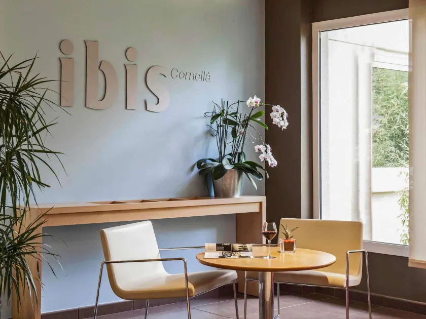 Ibis Cornella - Image 1