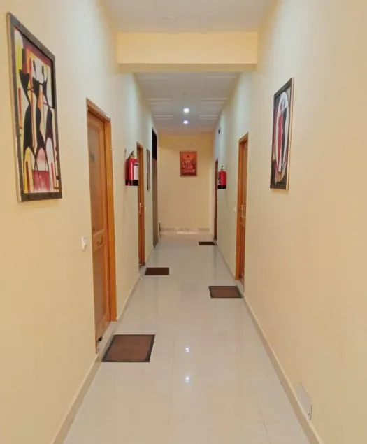 Hotel Krishna Rishikesh - Lobby