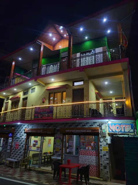 Shivlok Hotel - Image 1