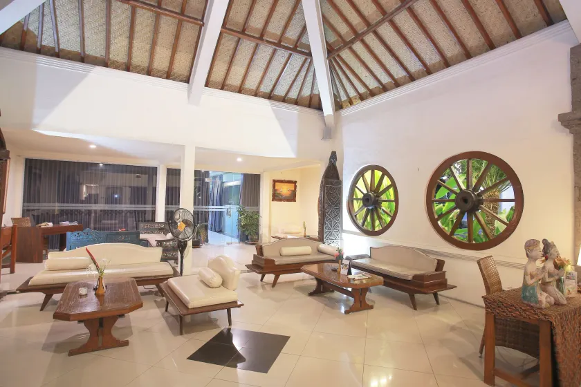 Mirah Hotel - Hall