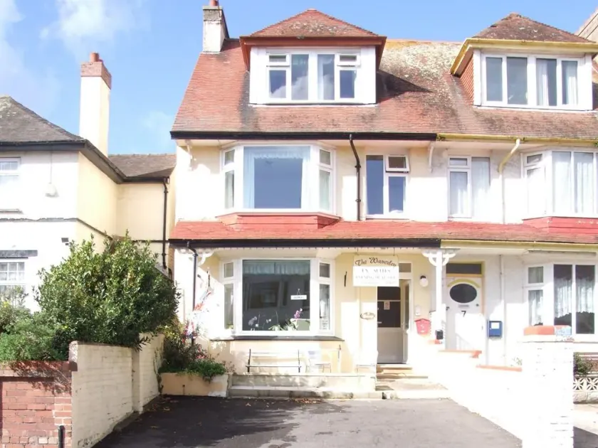 Waverley Guest House - Image 1