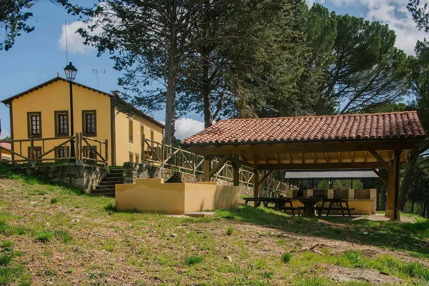 Centro Río Lobos - Image 1