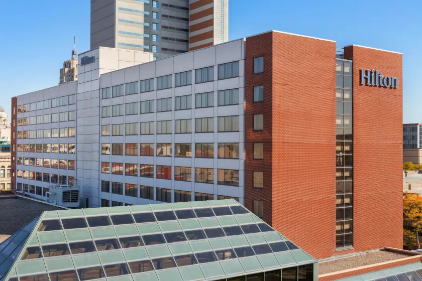 Hilton Fort Wayne at the Grand Wayne Convention Center - Image 1
