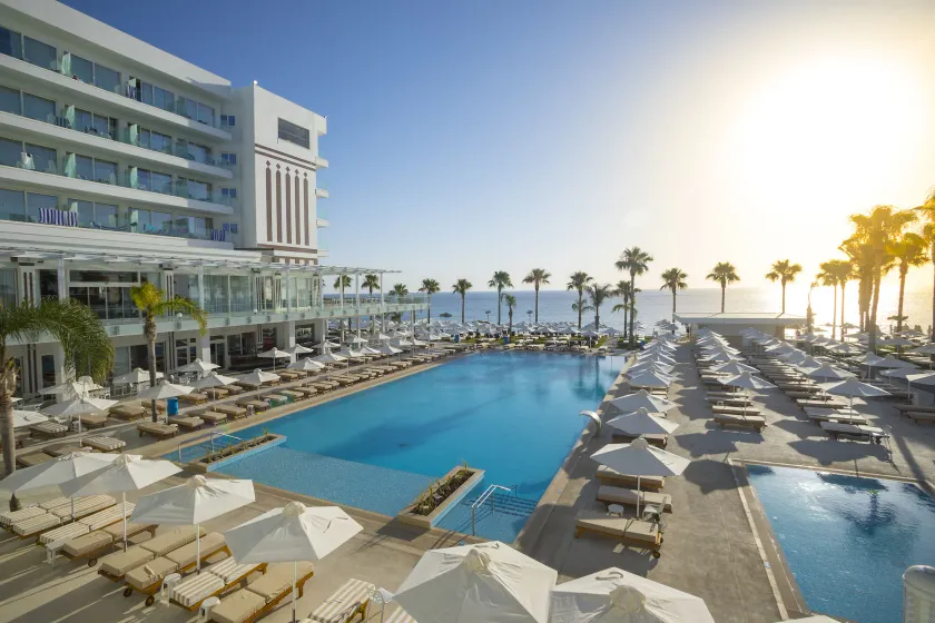 Constantinos the Great Beach Hotel - Image 1