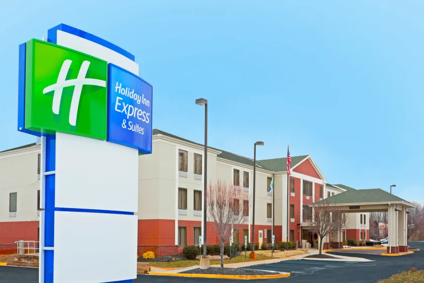 Holiday Inn Express & Suites Carneys Point - Pennsville by IHG - Image 1