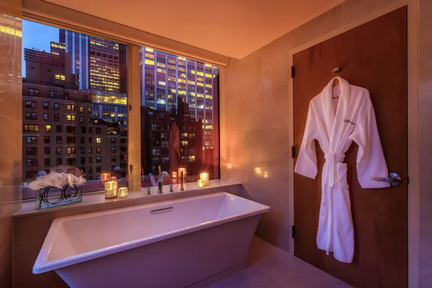 Concorde Hotel New York - Image 1