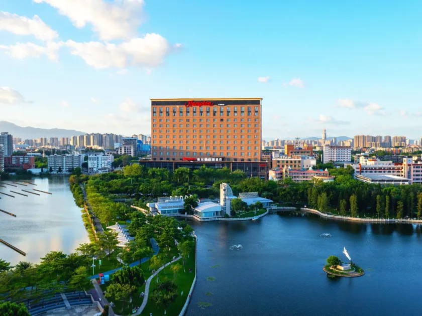 Hampton by Hilton Xiamen Jimei Xinglin Bay - Image 1