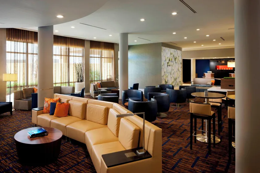 Courtyard Miami Dadeland - Image 1