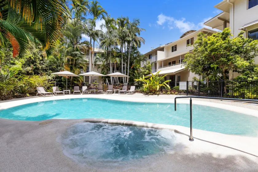 Sunset Cove Noosa - Image 1