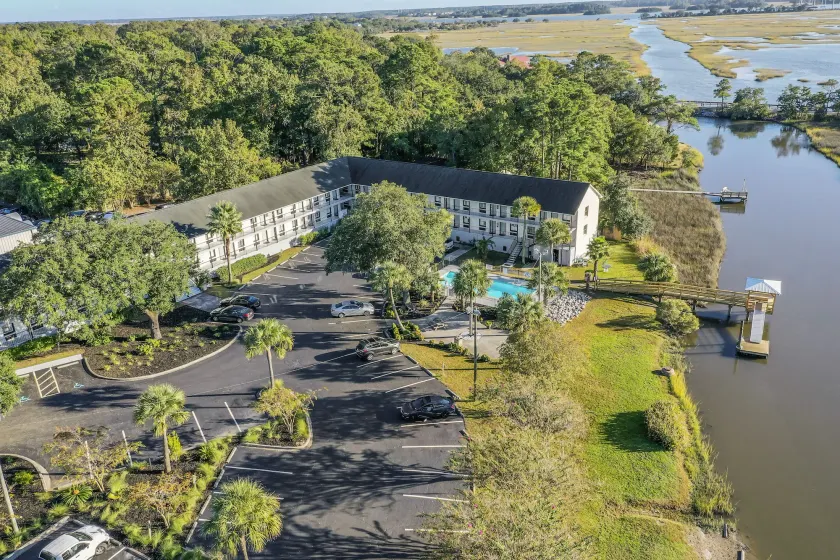 Charleston Creekside Inn - Image 1