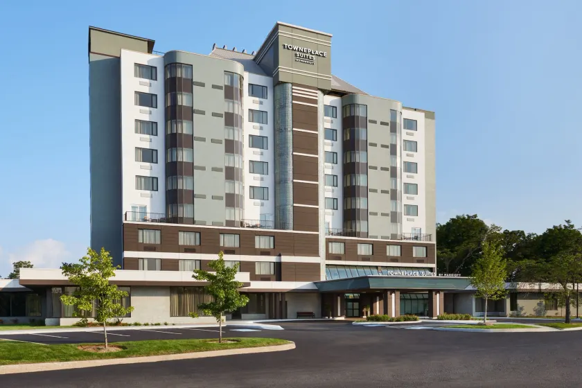 TownePlace Suites by Marriott Toronto Oakville - Image 1
