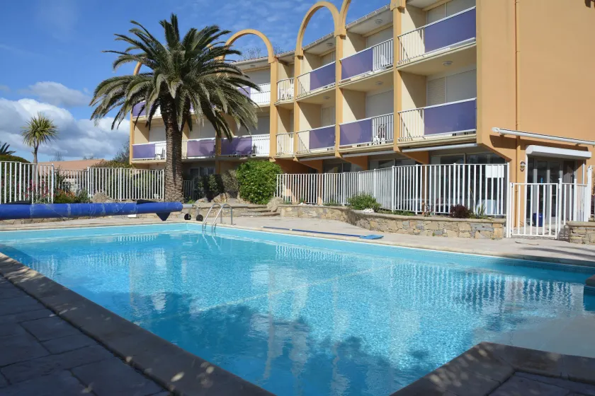 Hotel Albizzia - Image 1