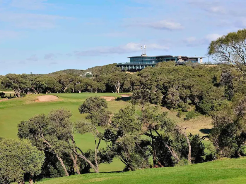 Mercure Portsea & Portsea Golf Club - Image 1