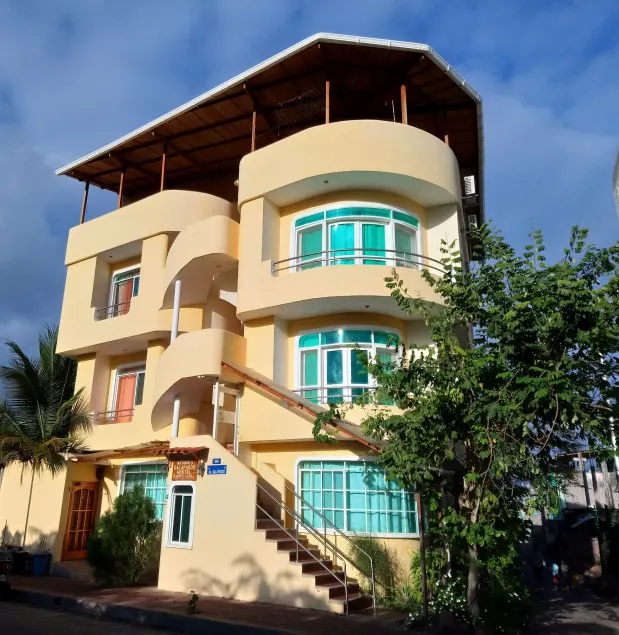 Ariana´S Galapagos Hostal - Image 1