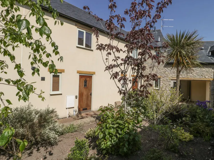 6 Malthouse Court - Image 1