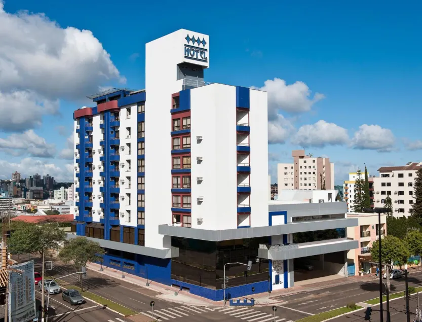 Hotel Lang Palace - Image 1